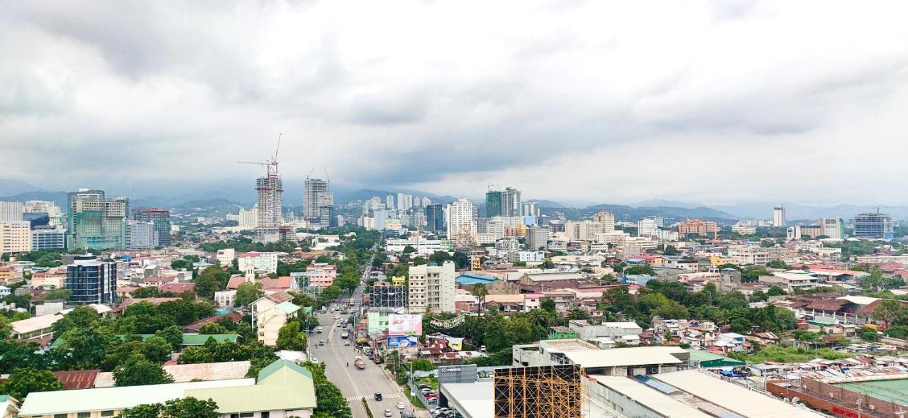 Sunvida Tower Stays Across Sm City Cebu Dış mekan fotoğraf