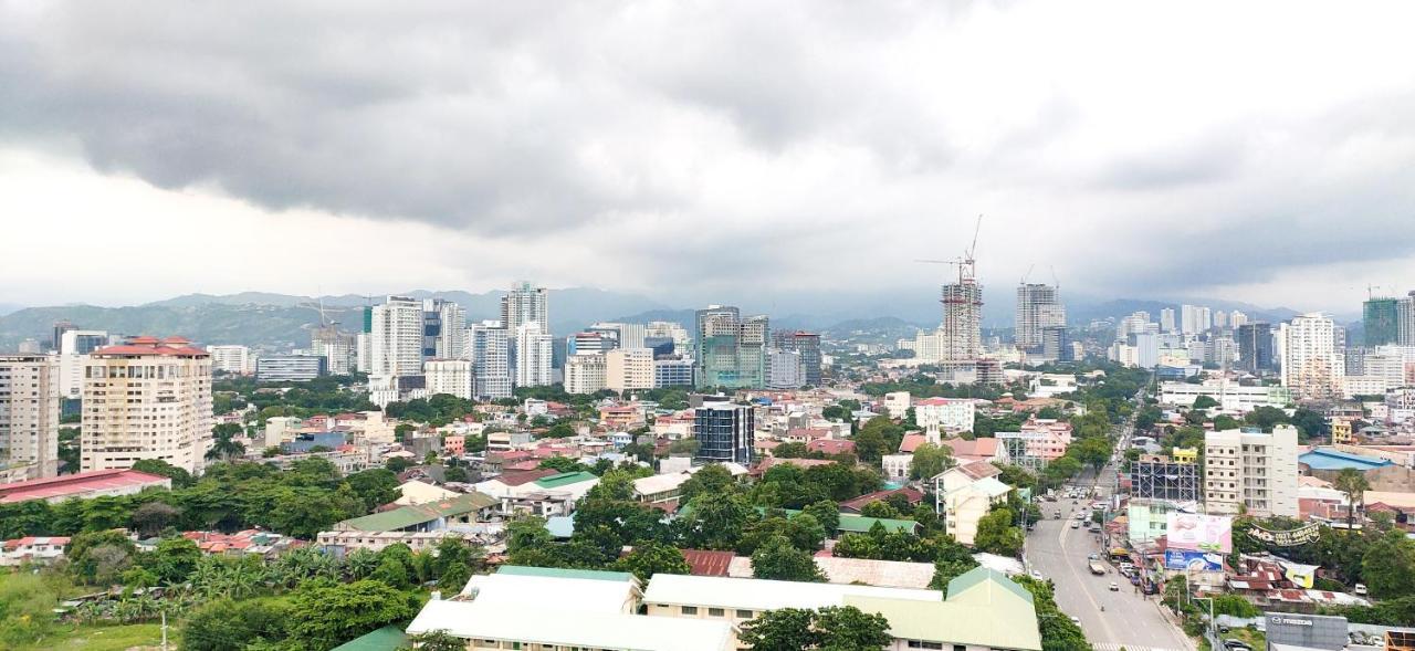 Sunvida Tower Stays Across Sm City Cebu Dış mekan fotoğraf