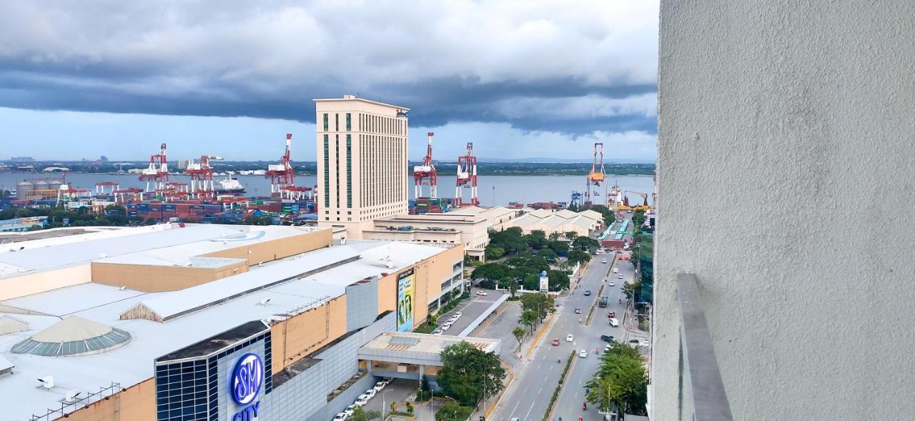 Sunvida Tower Stays Across Sm City Cebu Dış mekan fotoğraf